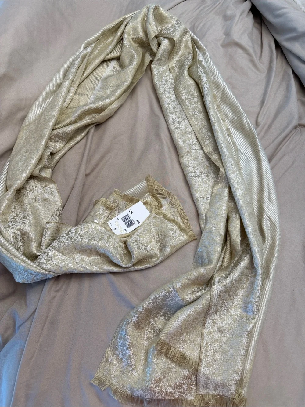 Michael Kors NWT Metallic Gold Ivory Jacquard Logo Scarf Wrap Shawl NWT 25”x84”